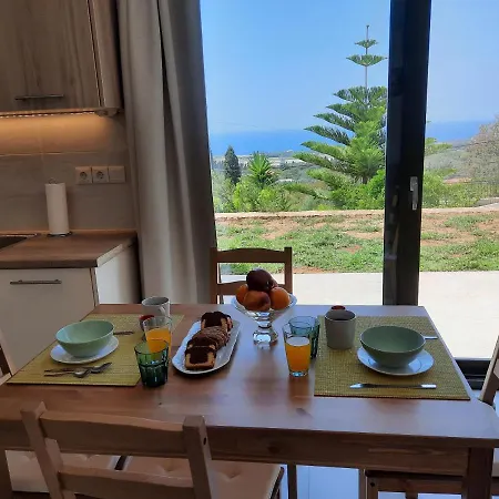 Freesia Grand Sea View Апартаменты