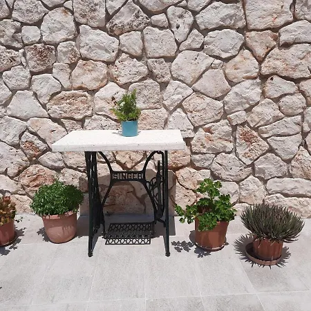 Freesia Grand Sea View Свороната