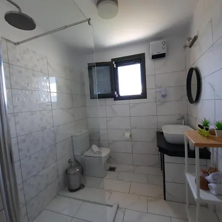 Freesia Grand Sea View Апартаменты *