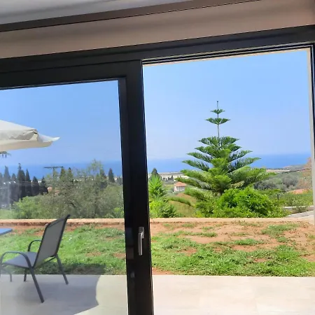 Freesia Grand Sea View Свороната