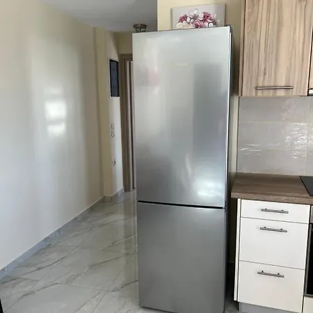 Freesia Grand Sea View Апартаменты *