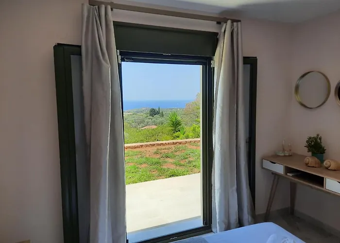 Freesia Grand Sea View Svoronata
