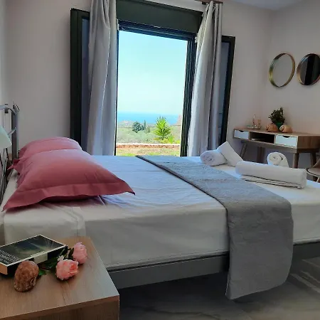 Freesia Grand Sea View Apartment Svoronata