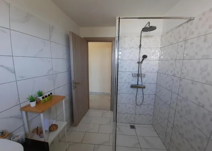 Freesia Grand Sea View Appartement