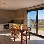 Freesia Grand Sea View Appartement