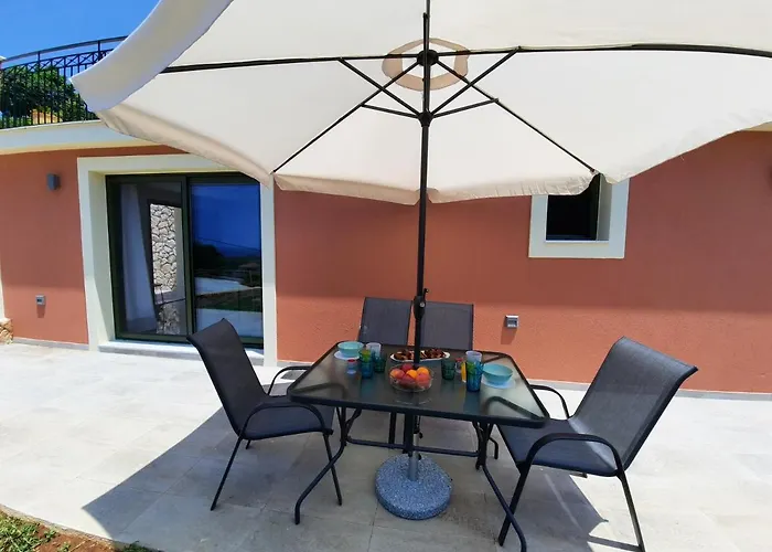 Freesia Grand Sea View Διαμέρισμα Σβορωνάτα